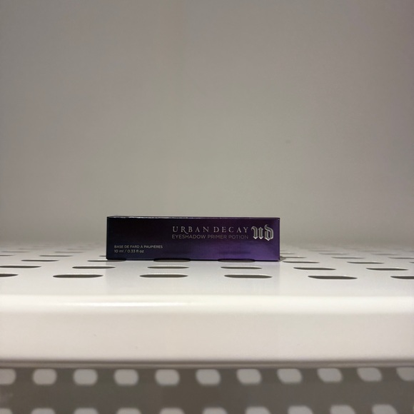 Urban Decay Eyeshadow Primer Potion - Picture 2 of 3